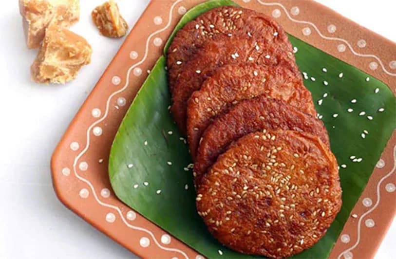 G Pulla Reddy Soft Deep Fried Rice Flour Cake — 250 g