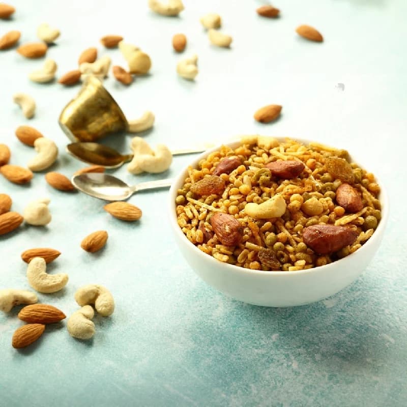 Ganguram khatta meetha chanachur — 200 g