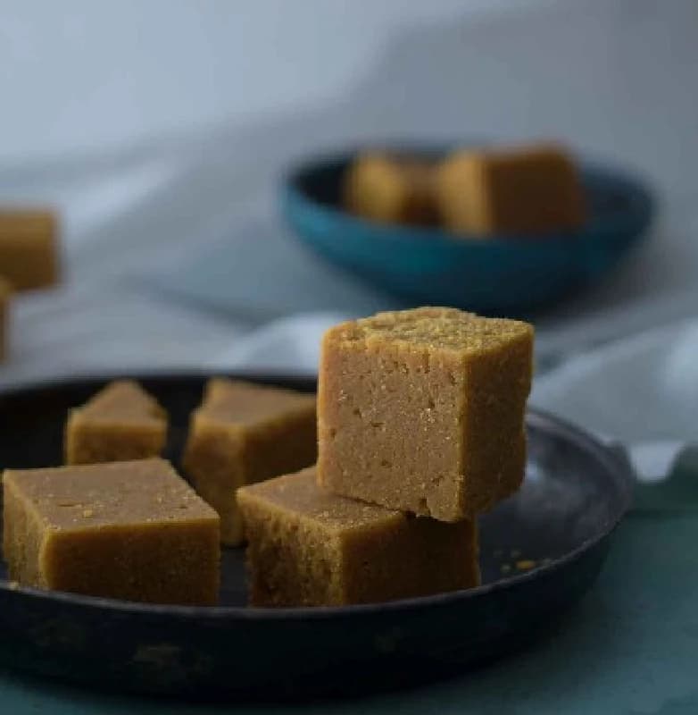 Almond House Besan Chakki — 250 g