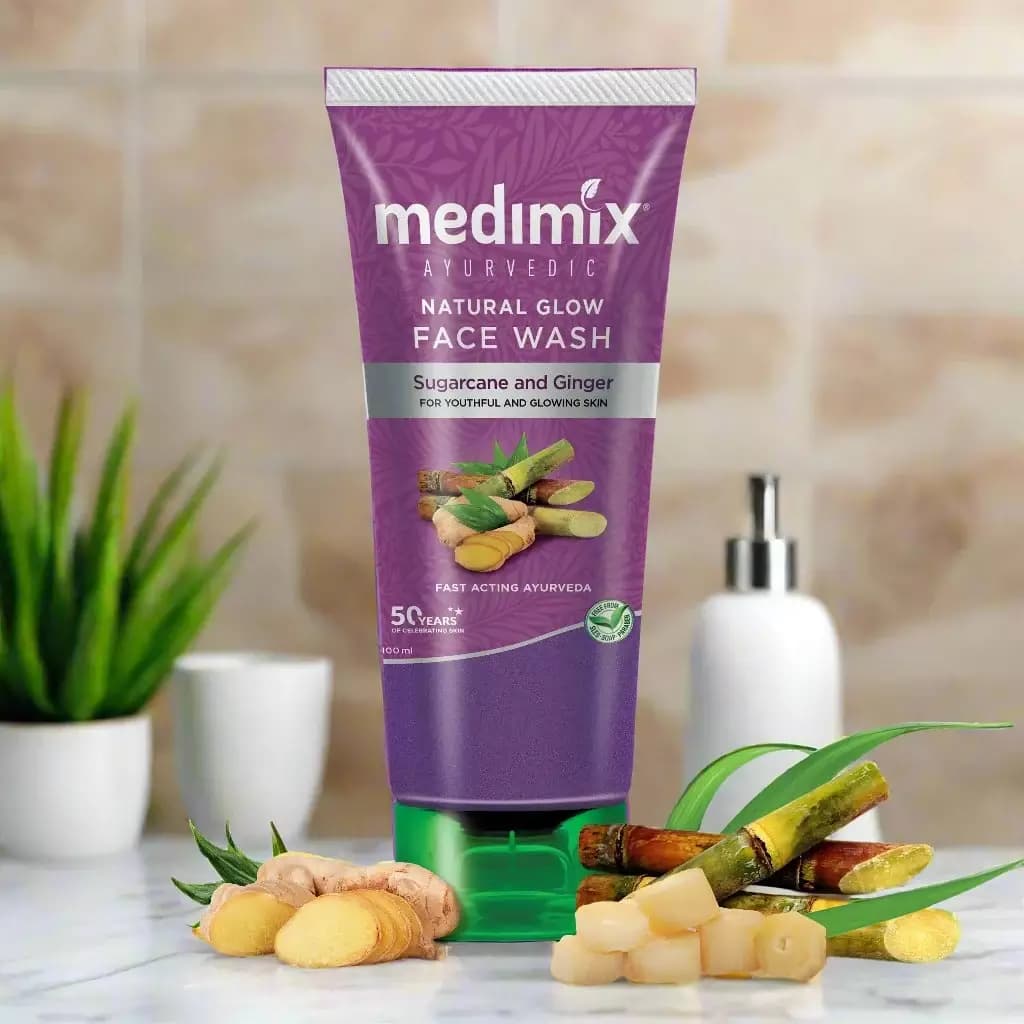 Medimix Natural Glow Face Wash-Main image