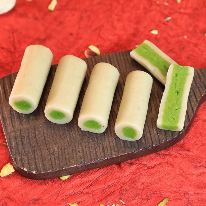 Punjabi Ghasitaram Halwai Kaju Pista Roll — 250 g