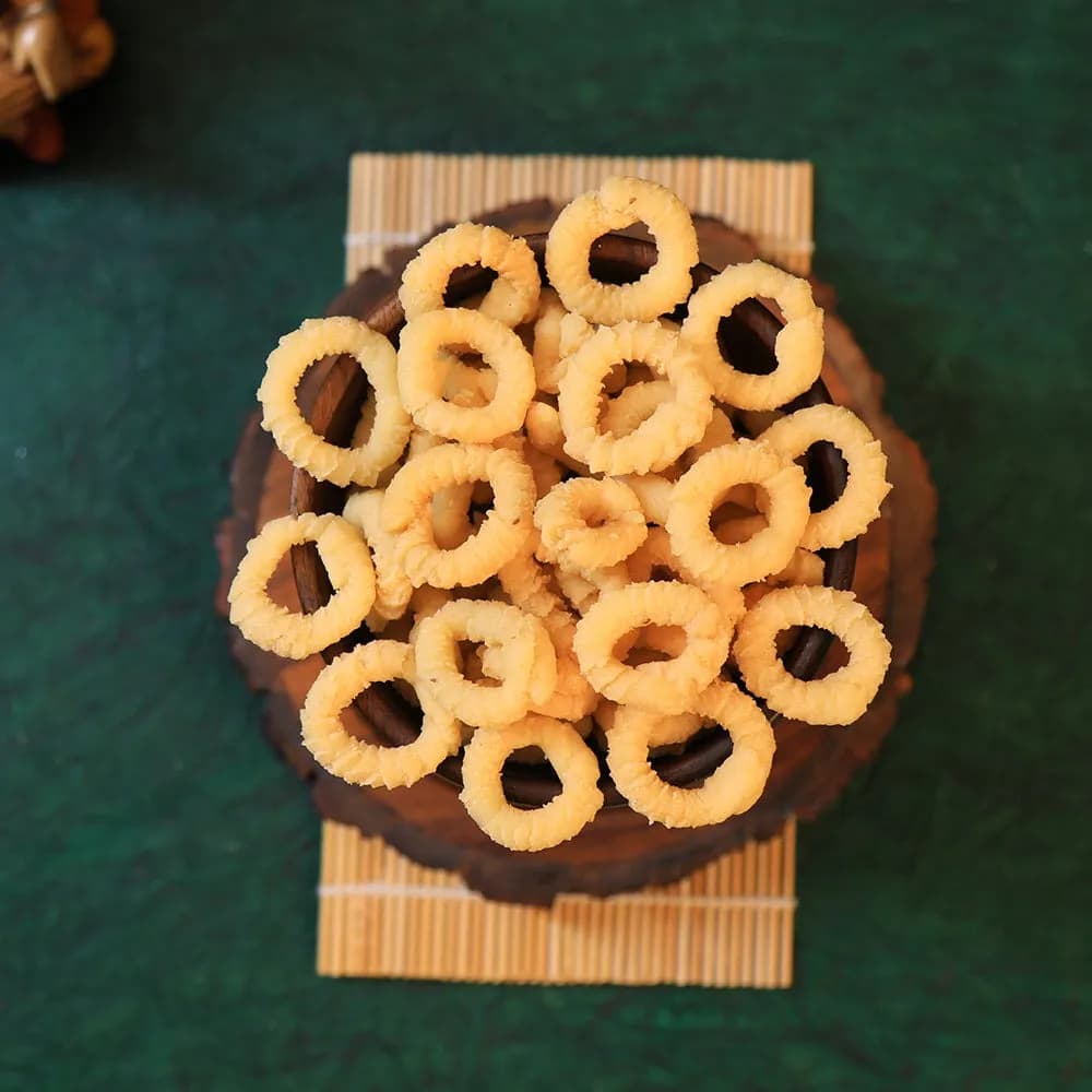 Olive Mithai Chekodi — 250 g